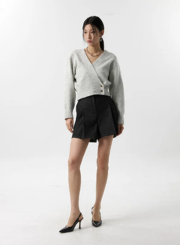 Shorts For Nurses-Pintuck Denim Shorts IS315