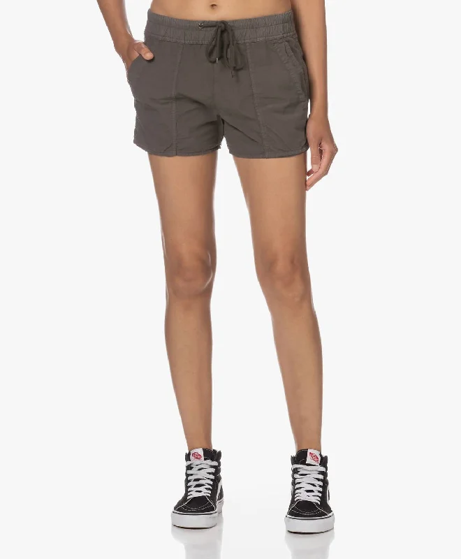 Shorts With Vintage Look-Crinkled Poplin Trouser Short In Tent