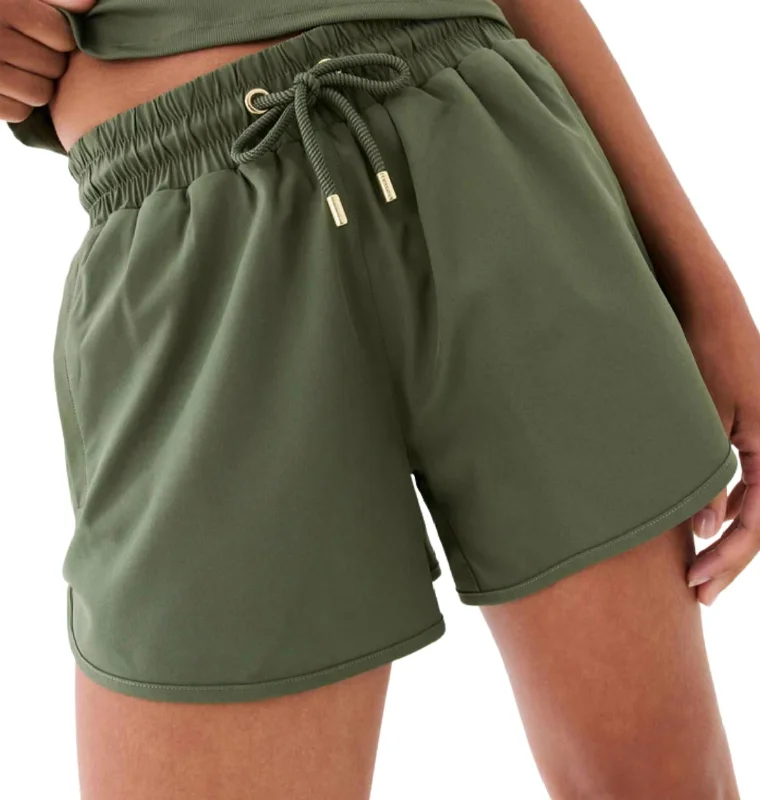 Shorts With Camouflage Design-Full Time Short In Four Leaf Clover