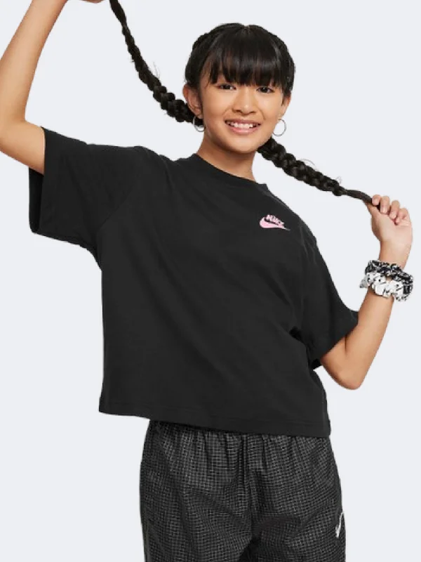 T-Shirt With Side Slits-Nike Boxy Dance Girls Lifestyle T-Shirt Black/Pink