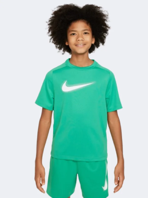 T-Shirt For Firefighters-Nike Df Multi Plus Boys Lifestyle T-Shirt Stadium Green/White